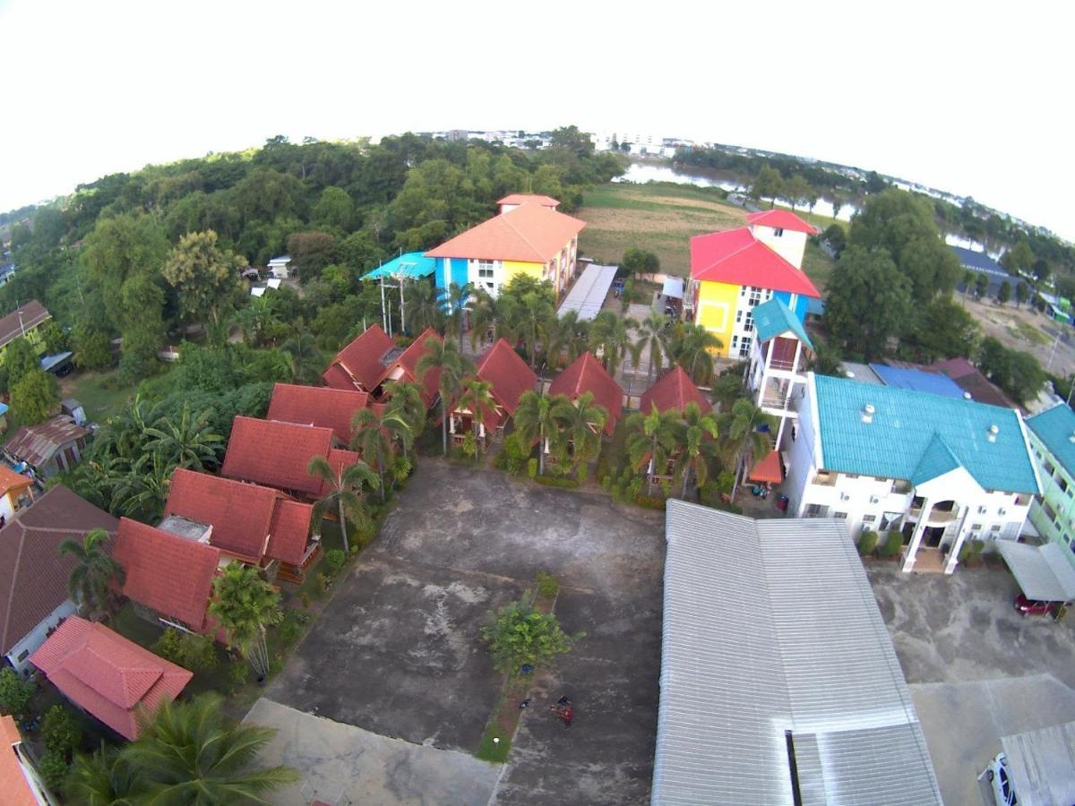 Bunraksa Resort Kamphaeng Phet Dış mekan fotoğraf